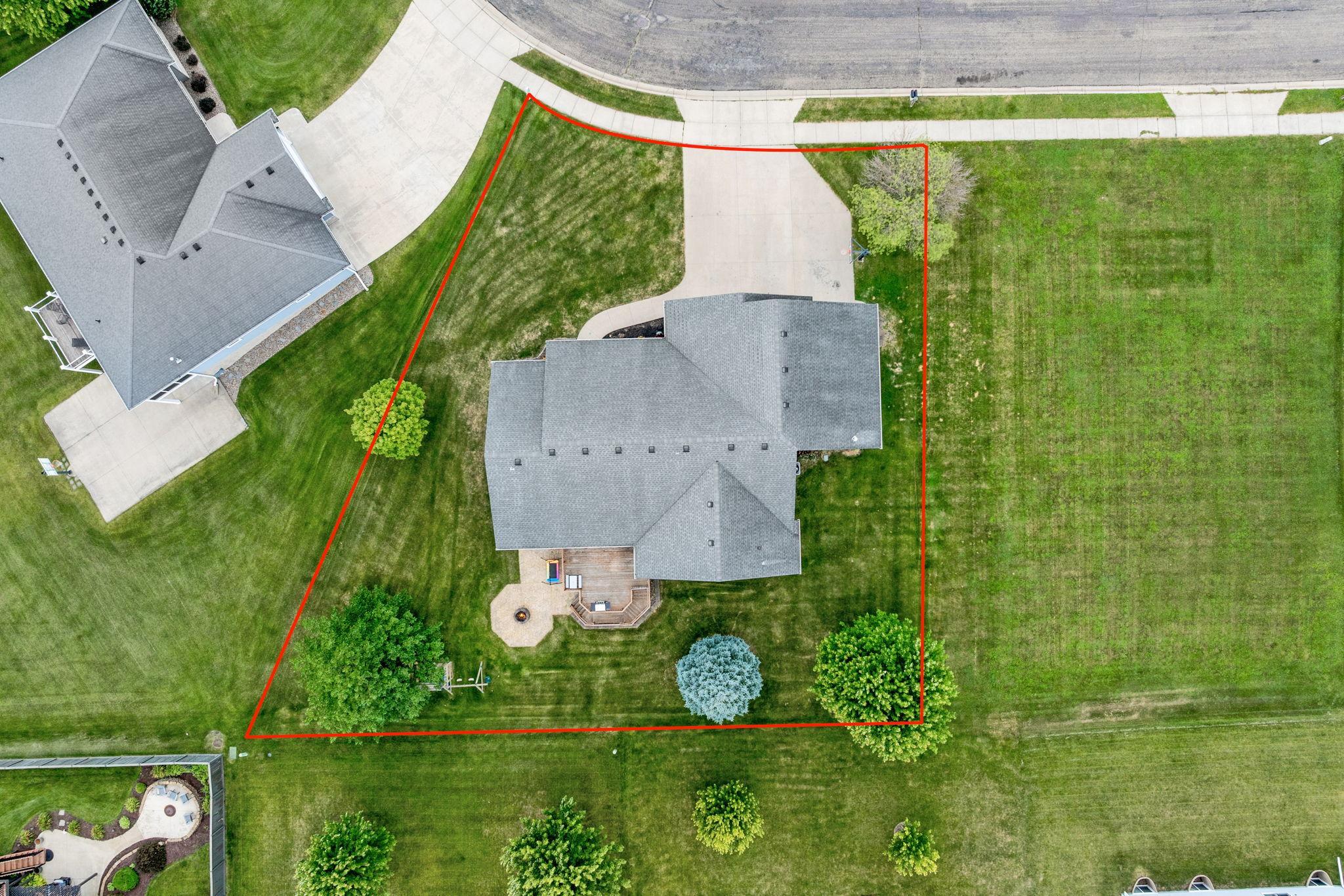 32-web-or-mls-375-hickory-ln-ne.jpg