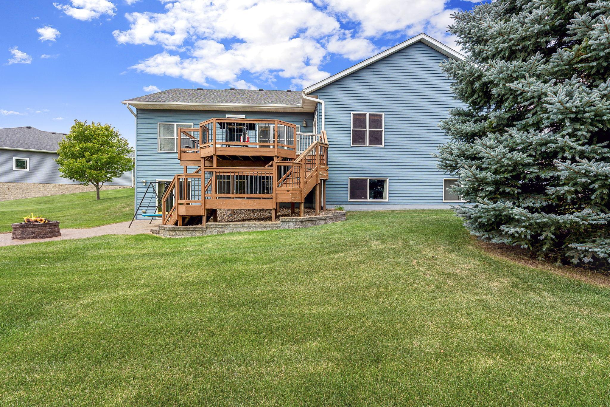 9-web-or-mls-375-hickory-ln-ne.jpg
