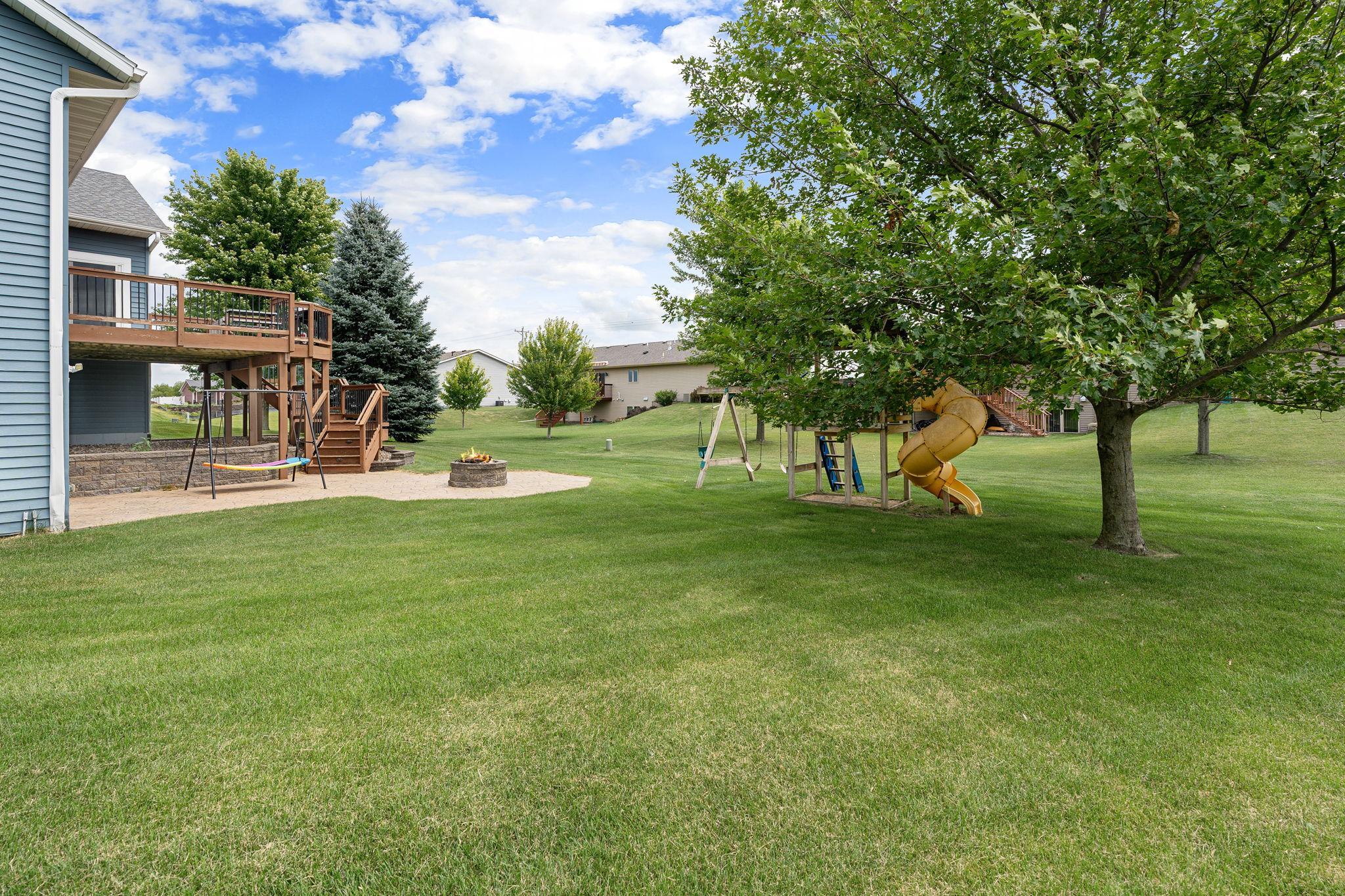 16-web-or-mls-375-hickory-ln-ne.jpg