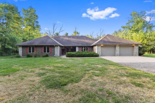 7995 Trappers Turn, Onamia, MN 56359