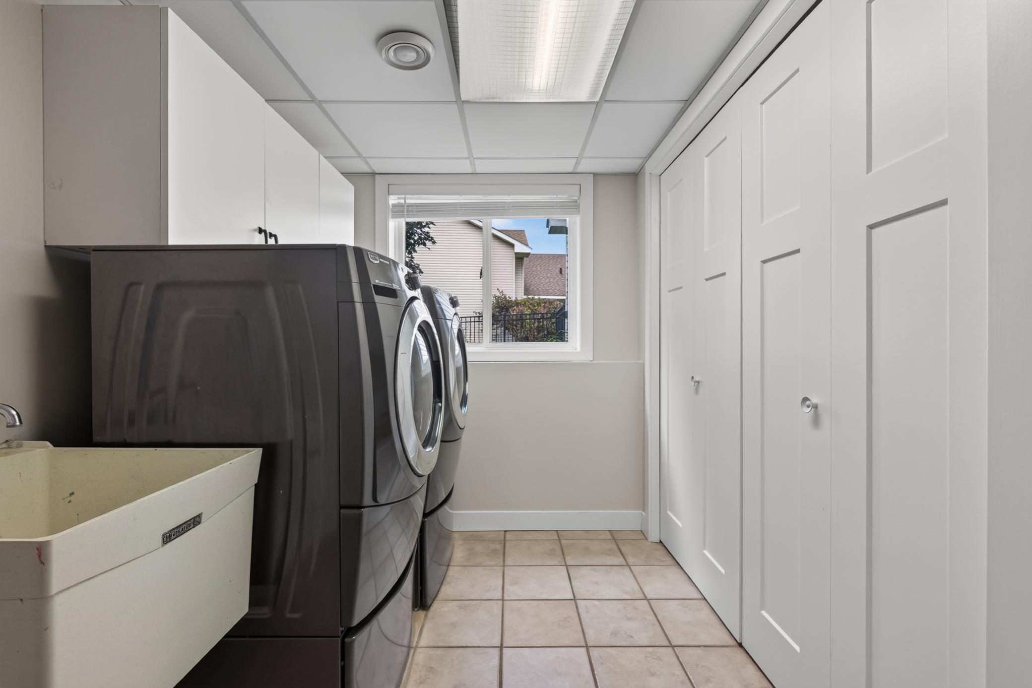 Laundry room/mudroom-LL