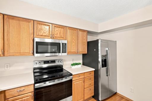 Brand new stainless steel appliances!