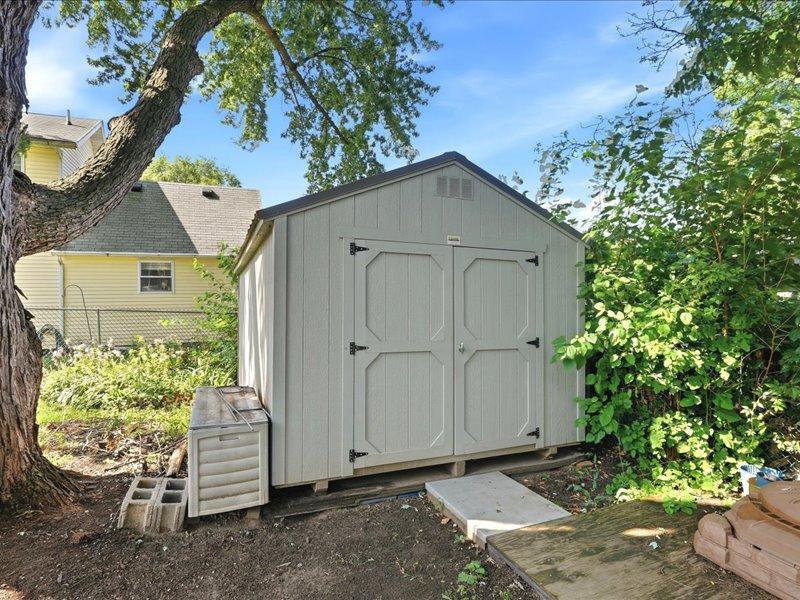 25-Shed.jpg