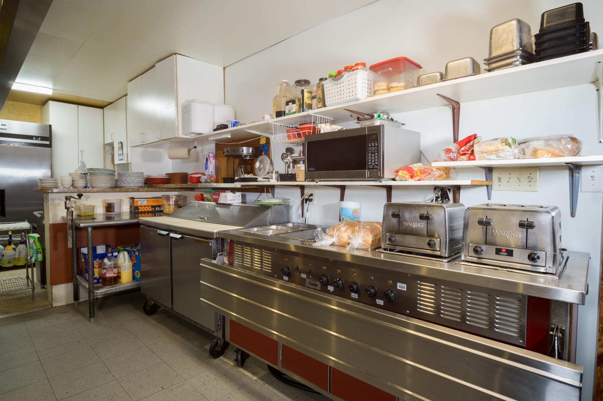 18-Restaurant Main Kitchen.jpg