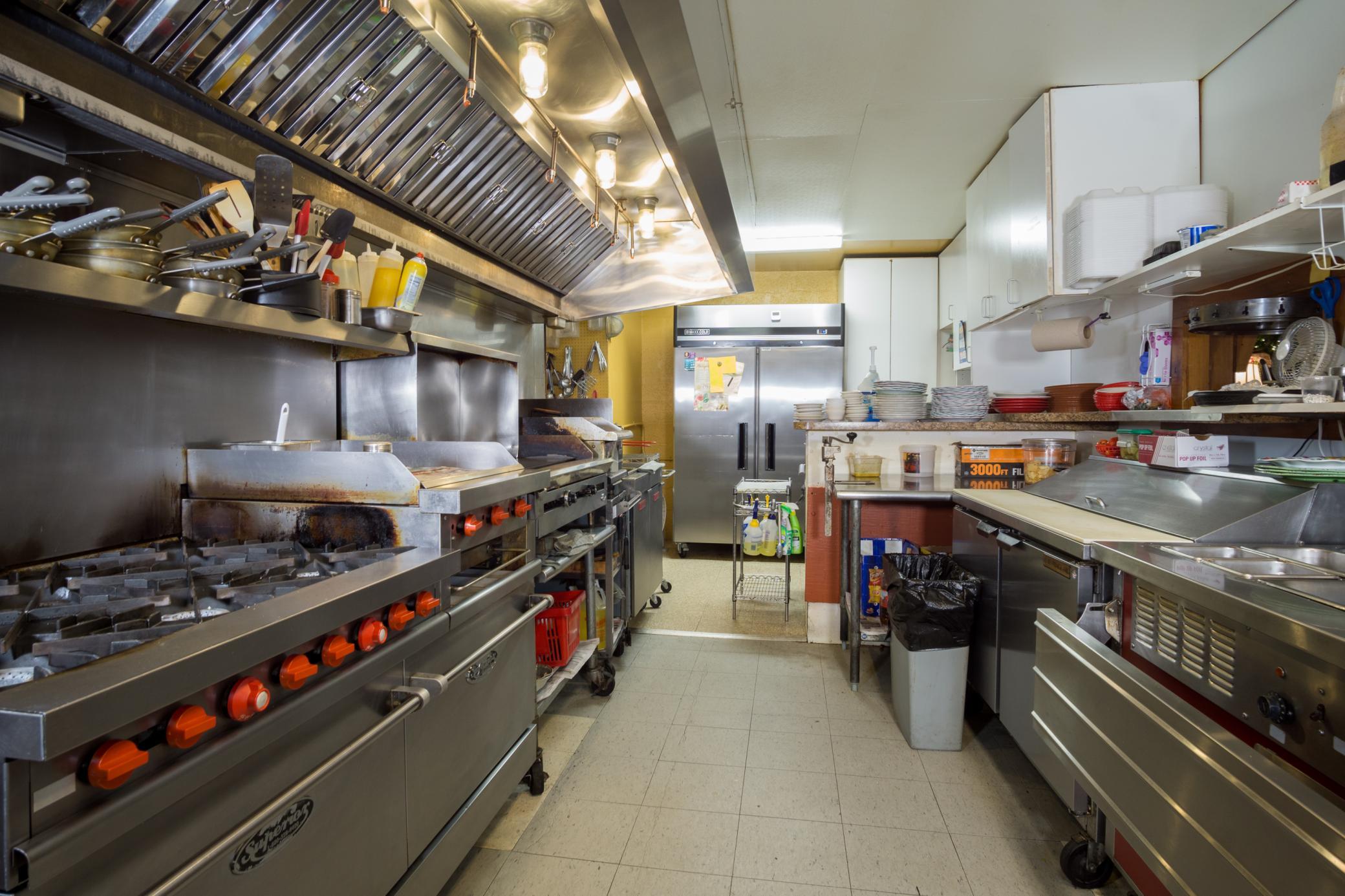 16-Restaurant Main Kitchen.jpg