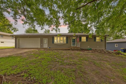 1401 Summer Lane, Faribault, MN 55021