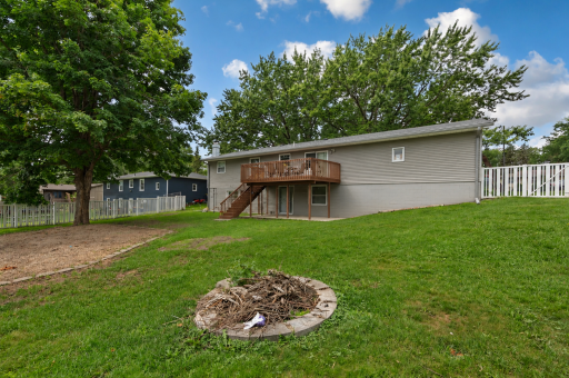 1401 Summer Lane, Faribault, MN 55021