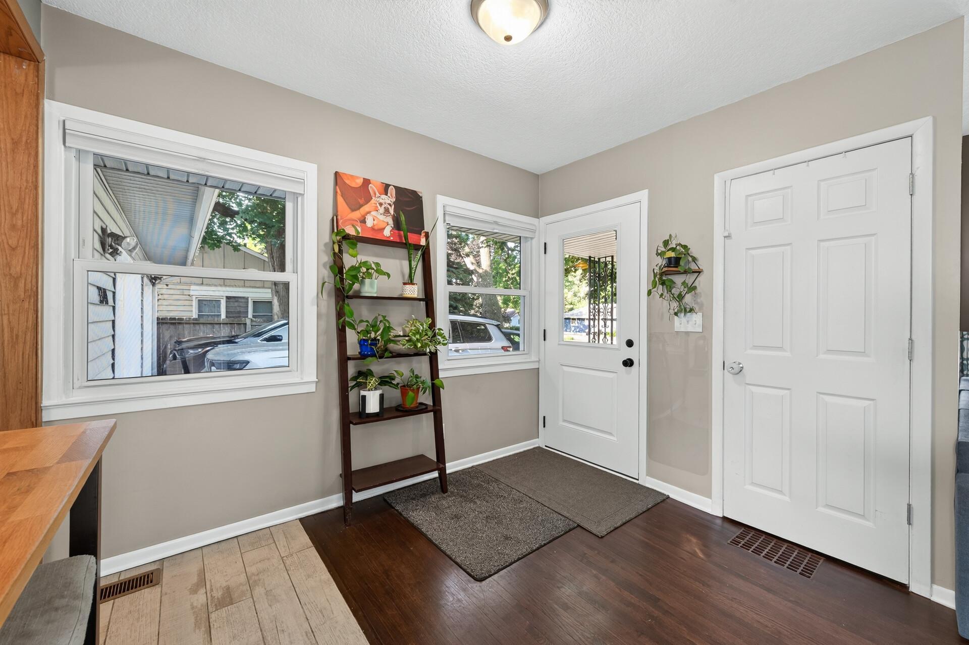 Entry way