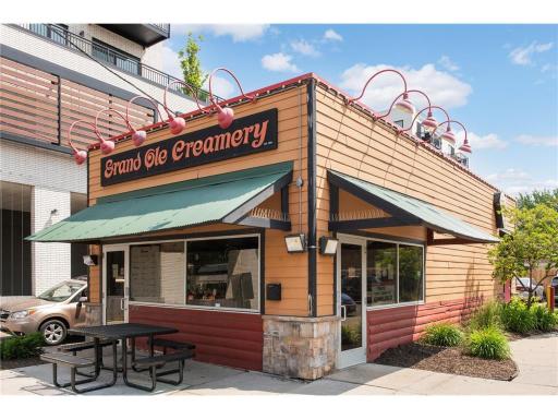 Grand Ole Creamery, Minnesota's first and longest-standing premium gourmet ice cream shop in the Twin Cities.