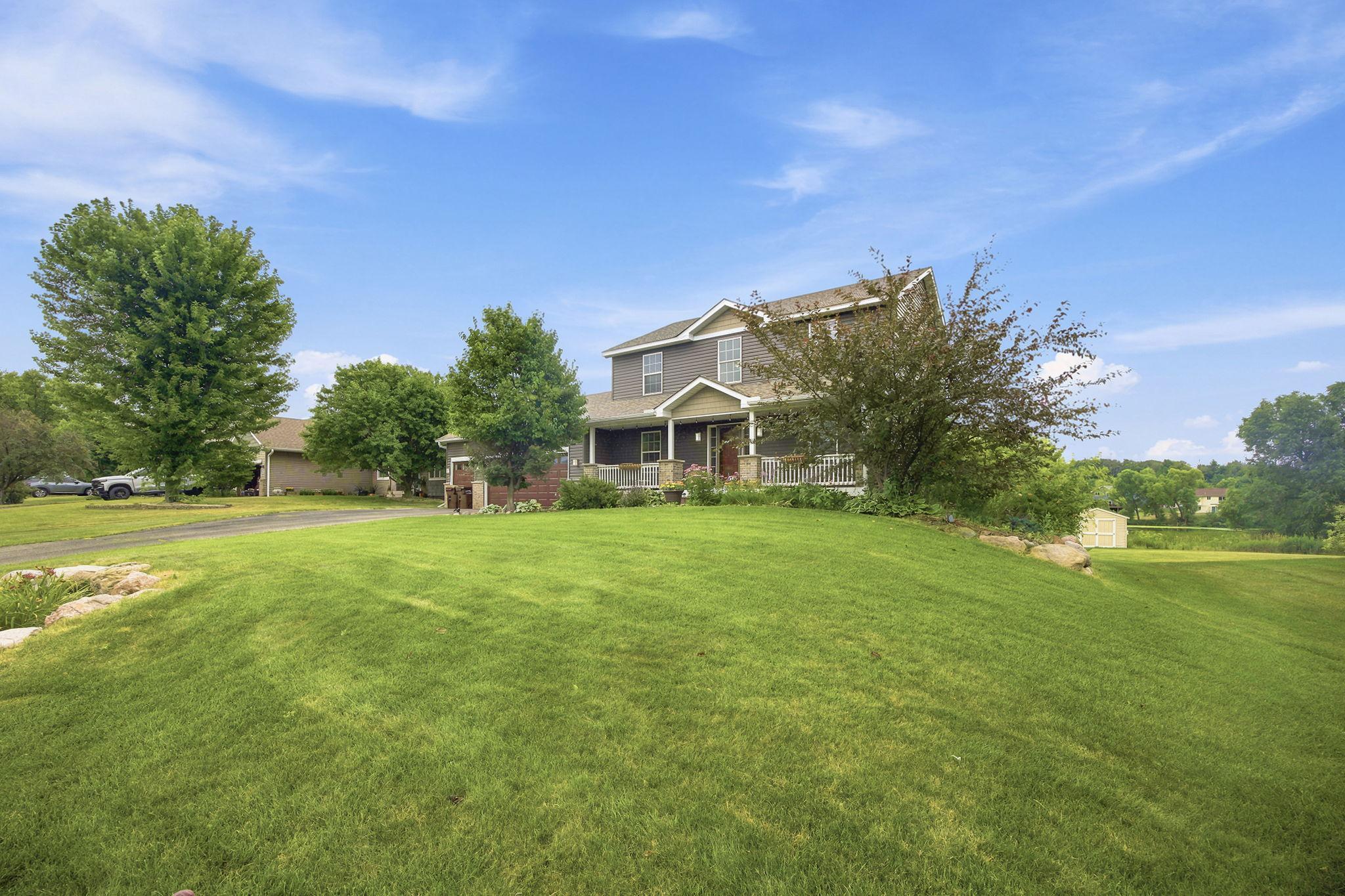 Premium Lot, Invisible Fence, and Irrigation System