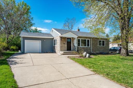 1-web-or-mls-1756-w-saunders-ave.jpg