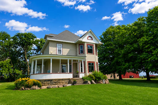 6321 County 11 Boulevard, Kenyon, MN 55946
