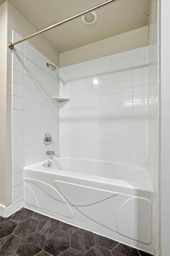 1901 E Hennepin Avenue, 104, Minneapolis, MN 55413