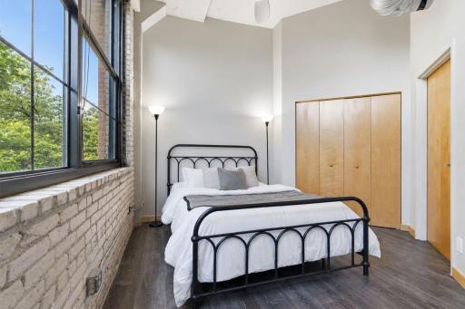 1901 E Hennepin Avenue, 104, Minneapolis, MN 55413