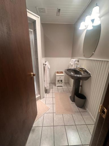 1835 Bayview Drive, Albert Lea, MN 56007