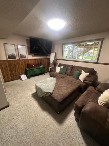 1835 Bayview Drive, Albert Lea, MN 56007