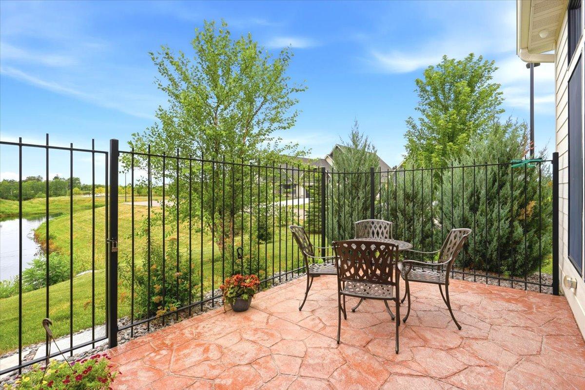 27-Patio.jpg