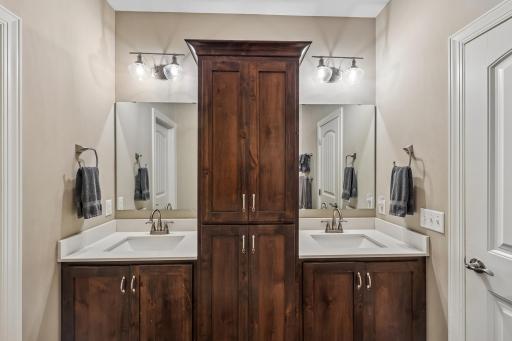 17301 Eastwood Avenue, Lakeville, MN 55044