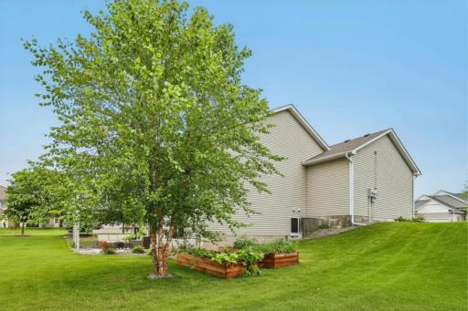 17301 Eastwood Avenue, Lakeville, MN 55044