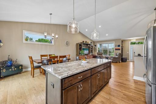 17301 Eastwood Avenue, Lakeville, MN 55044