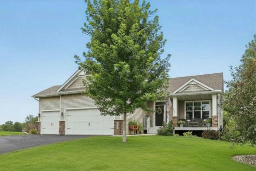 17301 Eastwood Avenue, Lakeville, MN 55044