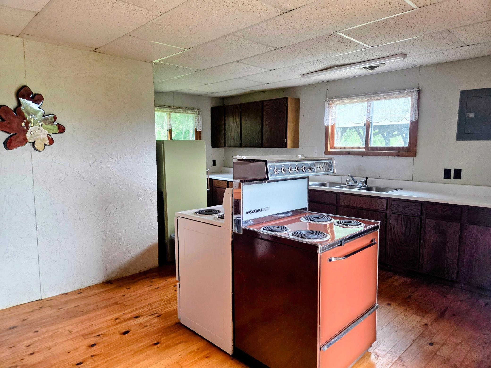 Kitchen stoves.jpg