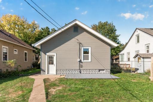 1408 Arona Street, Saint Paul, MN 55108