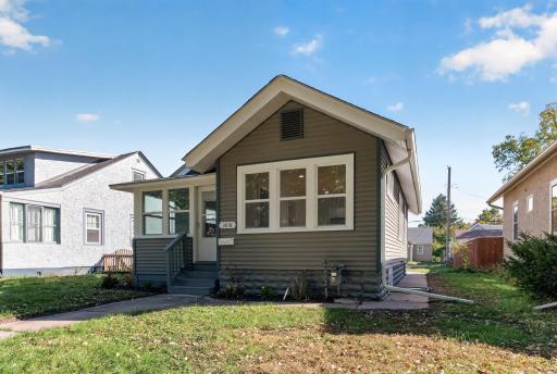 1408 Arona Street, Saint Paul, MN 55108