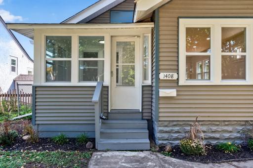 1408 Arona Street, Saint Paul, MN 55108