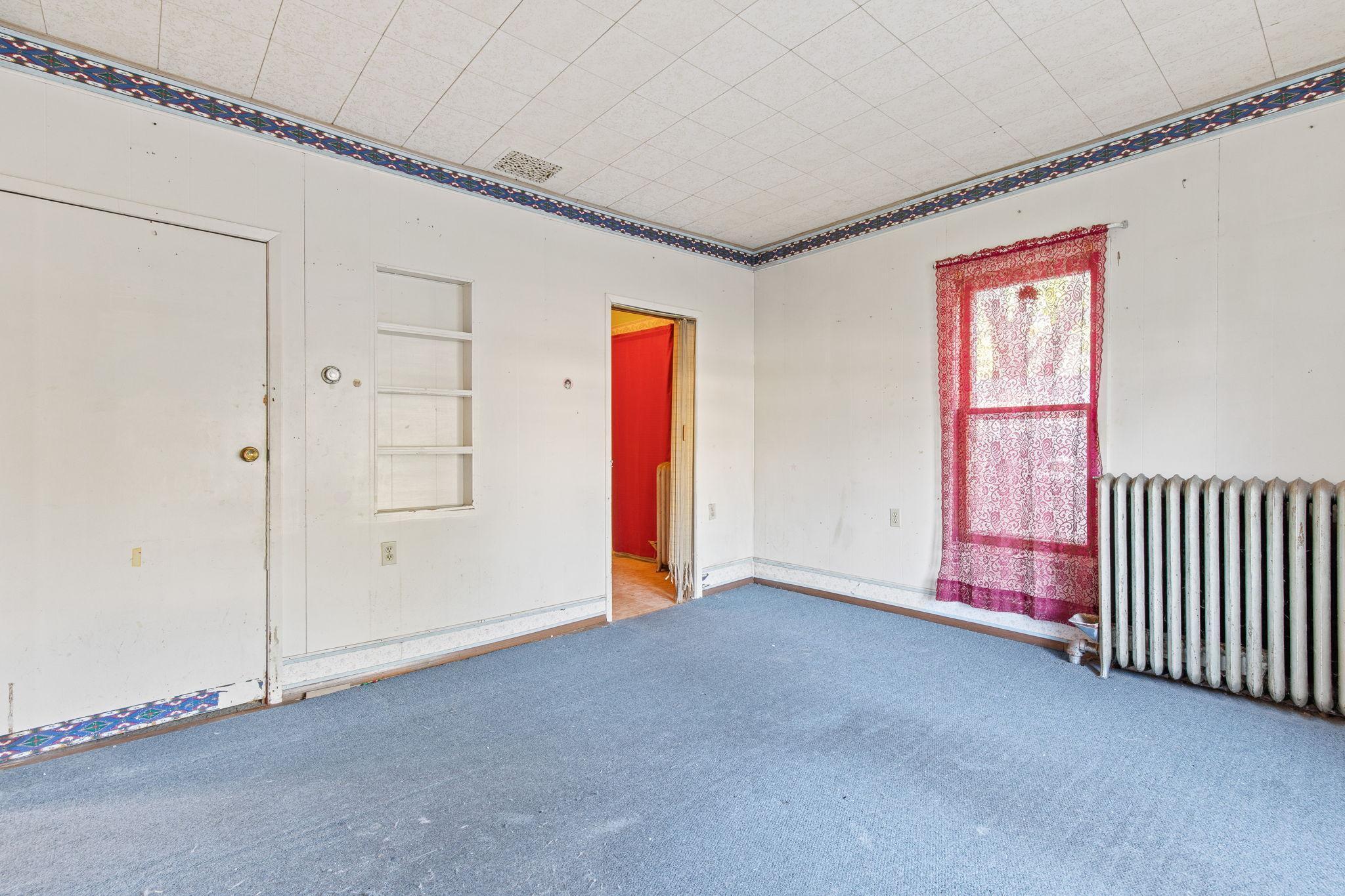 14-web-or-mls-448 Keller Ave S Amery-1.jpg