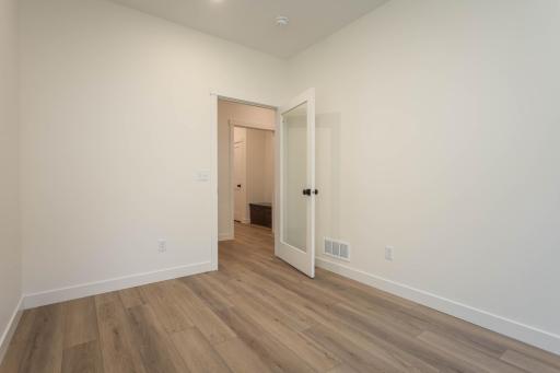 1011 Nokomis Street, Alexandria, MN 56308