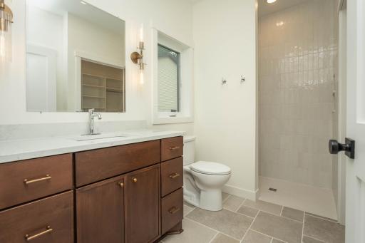 1011 Nokomis Street, Alexandria, MN 56308