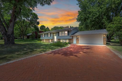 Photo for 17610 24th Avenue N, Plymouth, MN 55447 - listing #7113754 17610 24th Avenue N, Plymouth, MN 55447