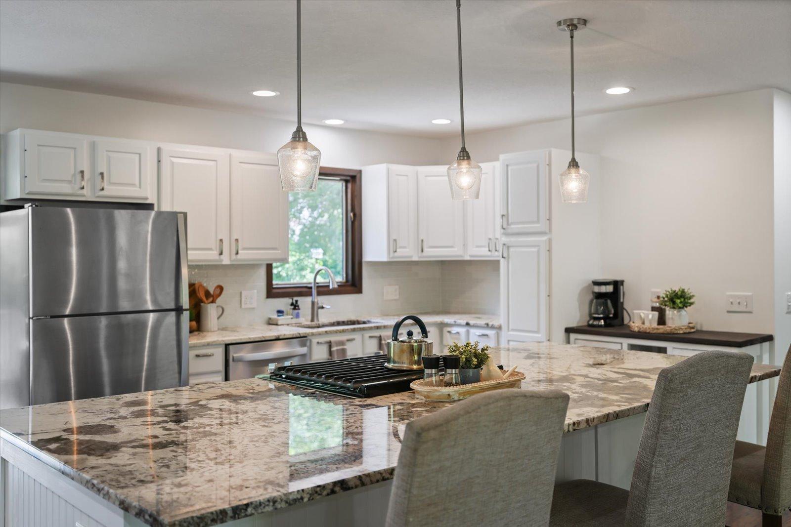 Beautiful granite, single slab, no cuts