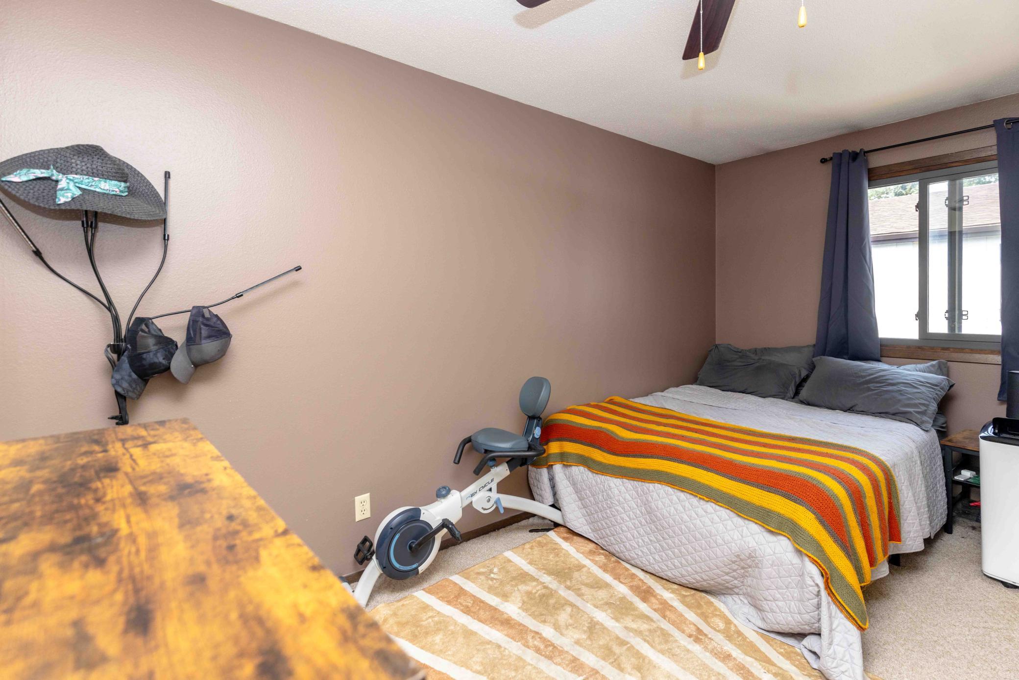 2629 Arrowhead Rd S Fargo MLS-17.jpg