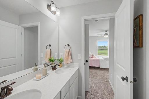 Upper Level | Jack & Jill Bathroom | 10708 29th