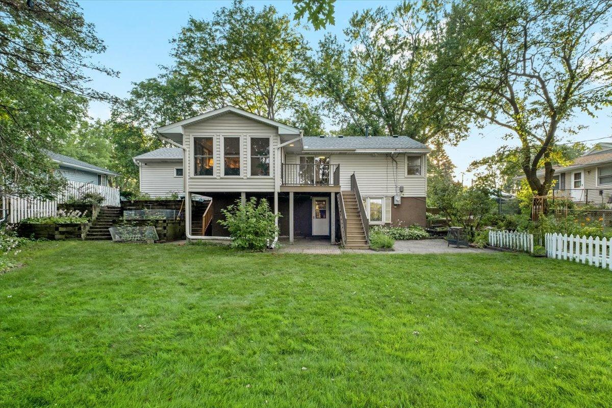 5741 W Moore Lake Drive, Minneapolis, MN 55432