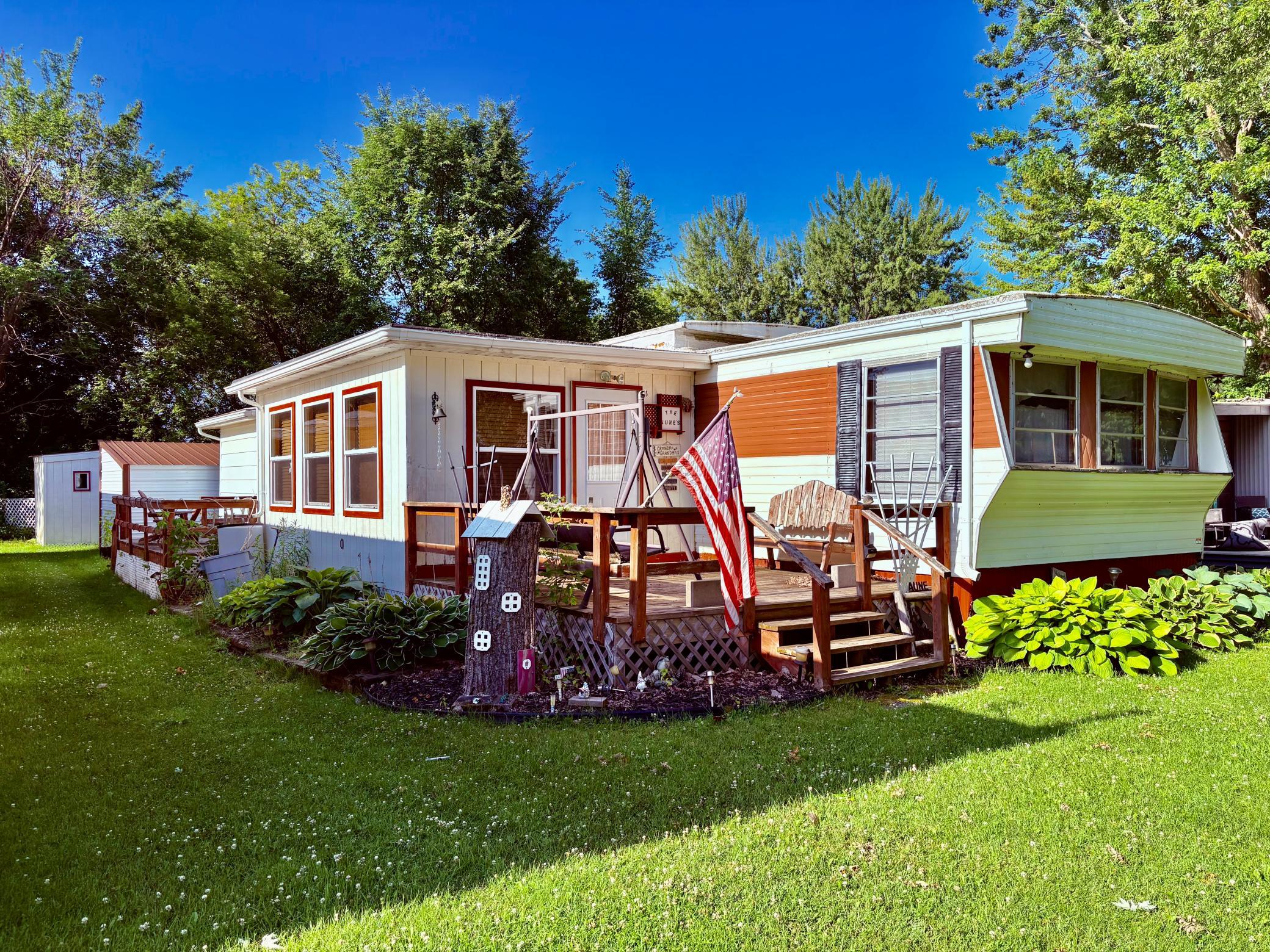 2769 28th St NW, 151, Baudette, MN 56623