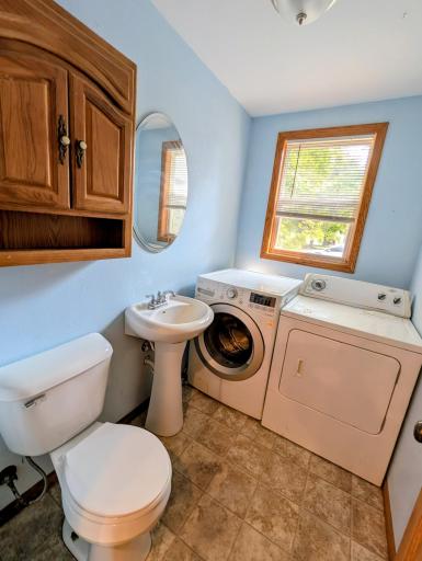 103 3rd Street SW, Melrose, MN 56352