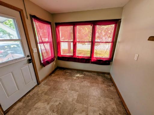 103 3rd Street SW, Melrose, MN 56352