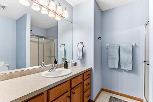 1414 Sunbird Lane, Faribault, MN 55021