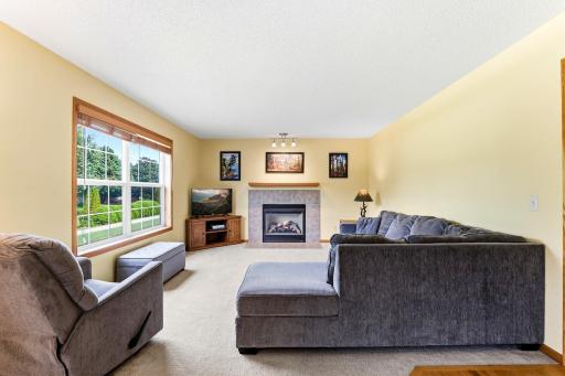 1414 Sunbird Lane, Faribault, MN 55021