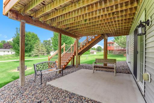 1414 Sunbird Lane, Faribault, MN 55021