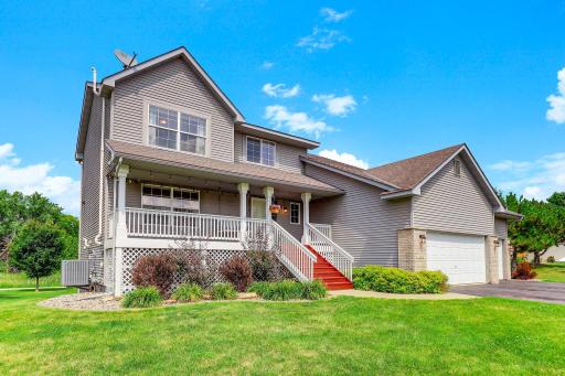 1414 Sunbird Lane, Faribault, MN 55021