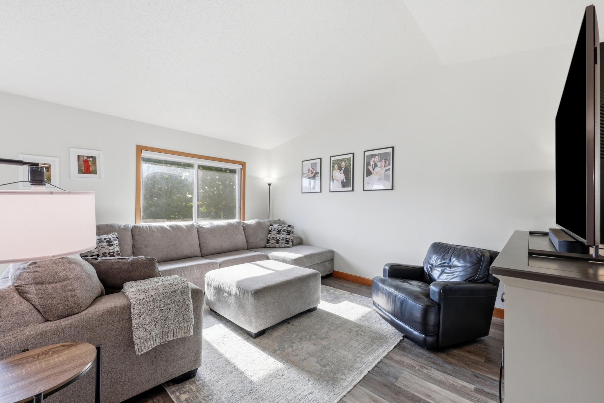 Living Room.jpg