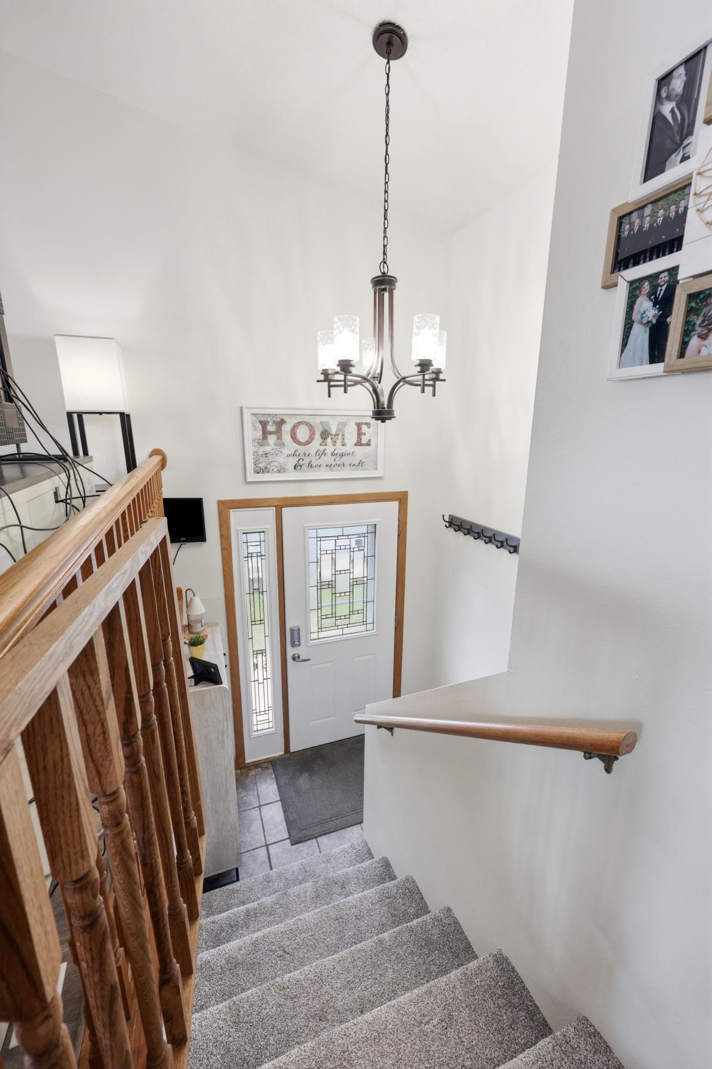 Foyer.jpg
