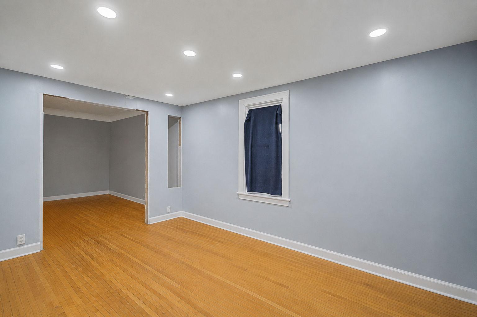 1625 Pole Street NE edit10.png