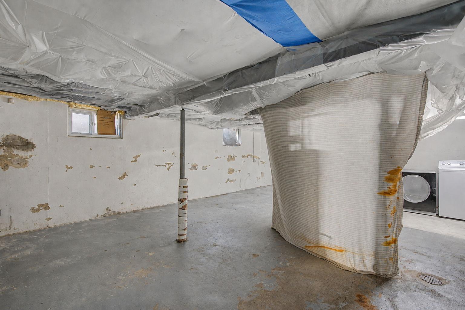 1625 Pole Street NE edit6.png