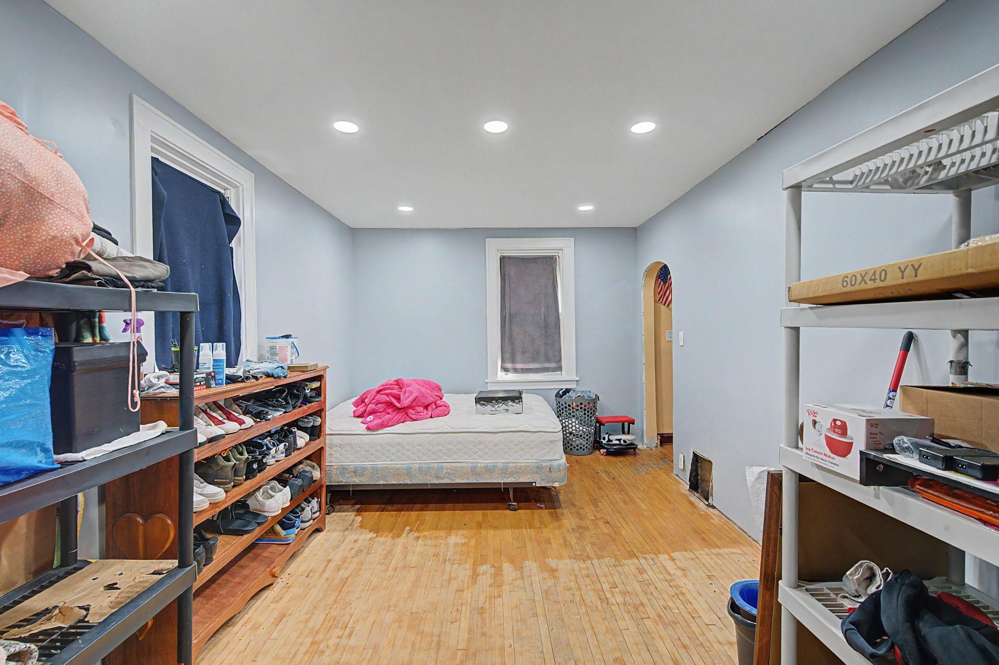 1625_Polk_Street_Northeast_06_print.jpg