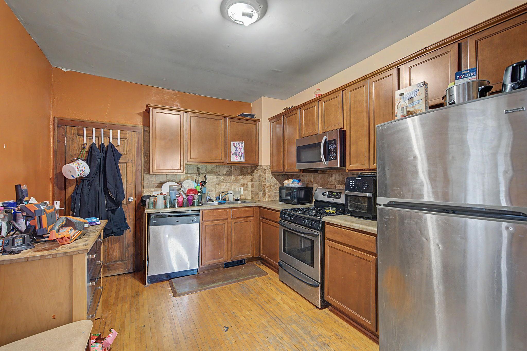 1625_Polk_Street_Northeast_09_print.jpg